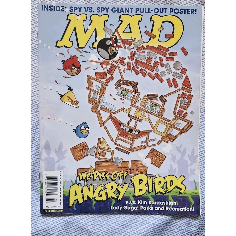 MAD MAGAZINE NO. 511 OCT 2011 We‎ Piss Off Angry Birds With Pullout Poster
